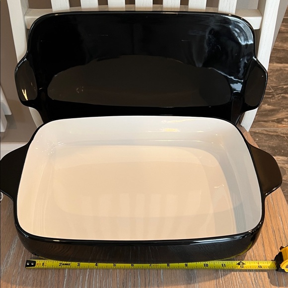 KitchenAid Rectangular Baker with Lid/Trivet - Picture 2 of 14